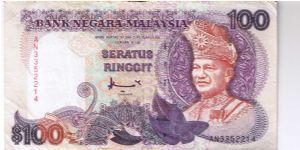 Malaysia 100 ringgit. Issued in 1998. Printed by Harrisons and Sons. Banknote