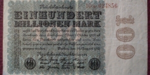 Reichsbank |
100,000,000 Papiermark |

Obverse: Denomination |
Reverse: Blank Banknote