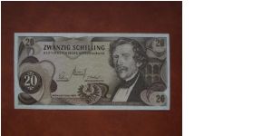 20 shiling ,1967

6.00$us + shippment fees Banknote