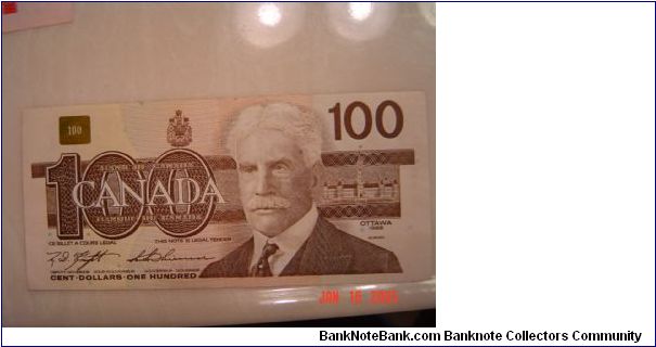 Canada P-99 100 Dollars 1988 Banknote