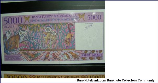 Banknote from Madagascar year 1990