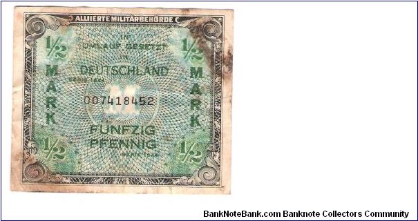 ALLIED MILITARY CURRENCY
SERIEL # 0071418452 Banknote