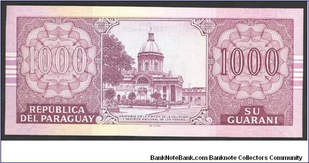 Banknote from Paraguay year 2004