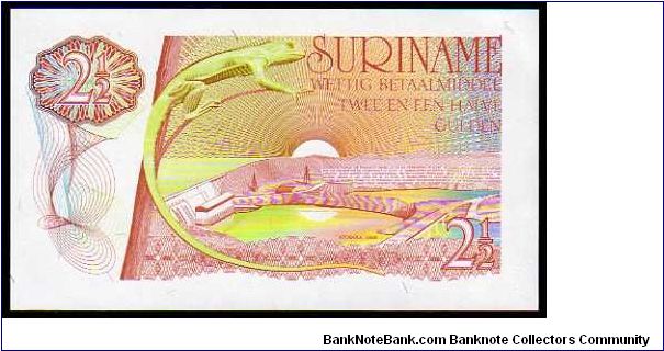 Banknote from Suriname year 1985