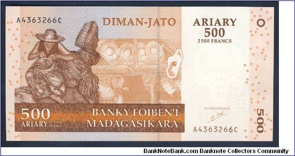 Madagascar 500 Ariary 2004 P88. Banknote