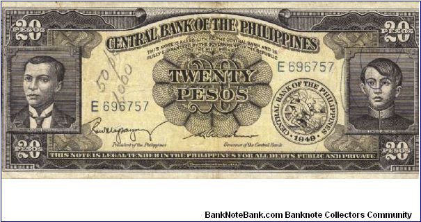 PI-137 Central Bank of the Philippines 20 Pesos note with RARE signature group 2. Banknote