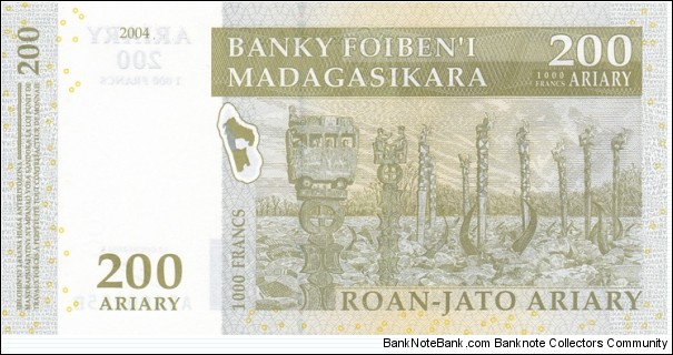 Banknote from Madagascar year 2004