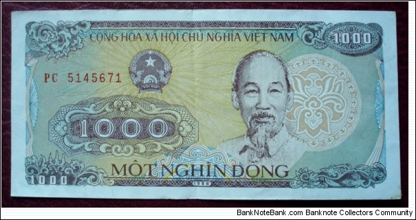 Vietnam |
1,000 Đồng, 1988 |

Obverse: Hồ Chí Minh and coat of Arms |
Reverse: Elephant logging |
Watermark: Flowers Banknote