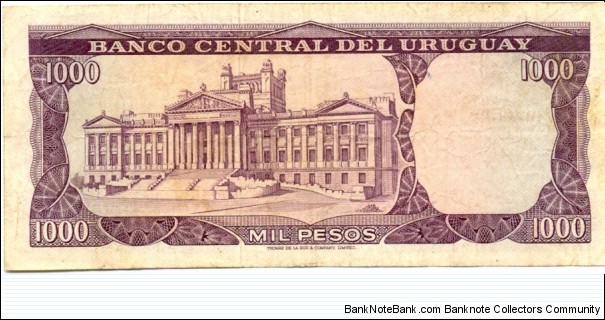 Banknote from Uruguay year 1967